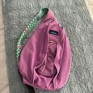 Pink/purple Kavu Sling bag
